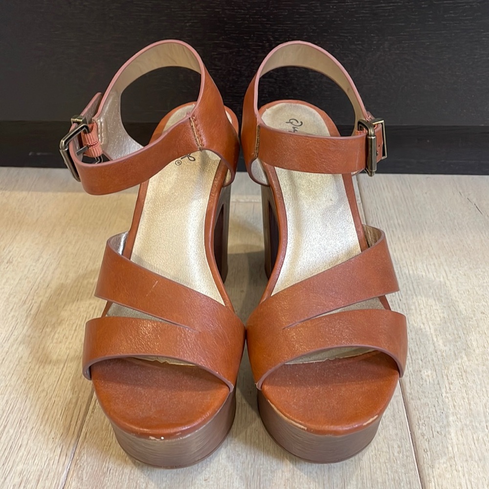 Qupid Brown Leather Platform Heels
